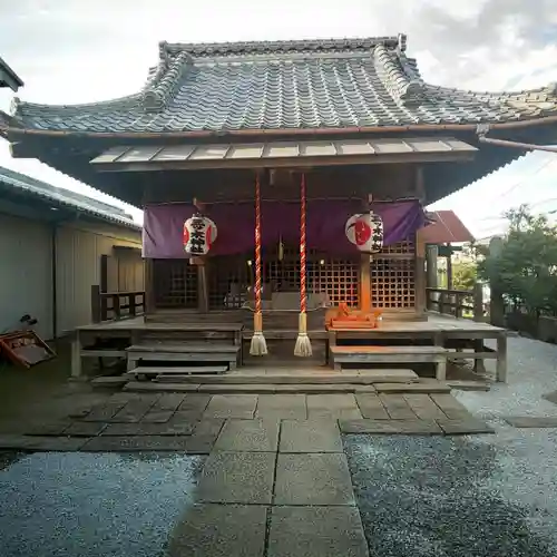 三ツ木神社の本殿