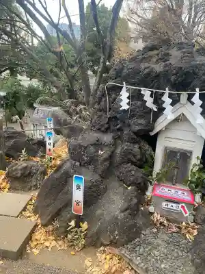 鳩森八幡神社の末社・摂社