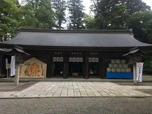 雄山神社前立社壇の本殿