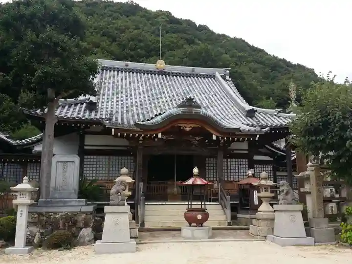 神咒寺の本殿・本堂