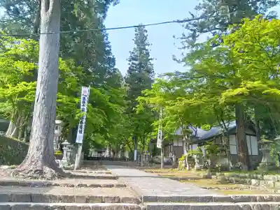 華厳寺の{uncategorized: "未分類", other: "その他", undefined: "問題あり", building: "その他建物", grave: "お墓", sacred_gate: "鳥居", guardian: "狛犬", statue: "像", buddha: "仏像", history: "歴史", nature: "自然", garden: "庭園", animal: "動物", pagoda: "塔", temizu: "手水舎", mountain_gate: "山門・神門", sanctuary: "本殿・本堂", subordinate: "末社・摂社", art: "芸術", scenery: "景色", jizo: "地蔵", ema: "絵馬", goshuin: "御朱印", omikuji: "おみくじ", items: "授与品その他", amulet: "お守り", goshuincho: "御朱印帳", eats: "食事", festival: "お祭り", votive_dance: "神楽", shichigosan: "七五三参", wedding: "結婚式", experience: "体験その他", initially: "初詣", around: "周辺", anti_infection: "感染症対策"}