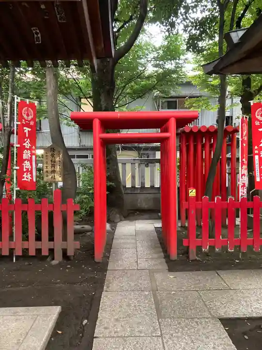 下谷神社の鳥居