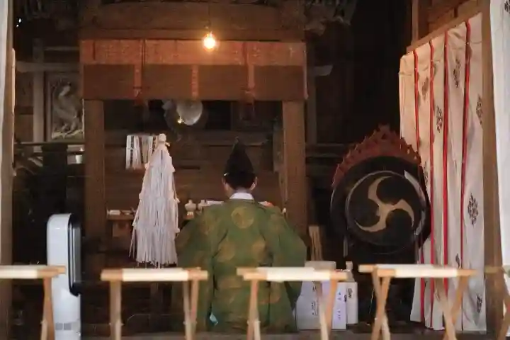 前玉神社の{uncategorized: "未分類", other: "その他", undefined: "問題あり", building: "その他建物", grave: "お墓", sacred_gate: "鳥居", guardian: "狛犬", statue: "像", buddha: "仏像", history: "歴史", nature: "自然", garden: "庭園", animal: "動物", pagoda: "塔", temizu: "手水舎", mountain_gate: "山門・神門", sanctuary: "本殿・本堂", subordinate: "末社・摂社", art: "芸術", scenery: "景色", jizo: "地蔵", ema: "絵馬", goshuin: "御朱印", omikuji: "おみくじ", items: "授与品その他", amulet: "お守り", goshuincho: "御朱印帳", eats: "食事", festival: "お祭り", votive_dance: "神楽", shichigosan: "七五三参", wedding: "結婚式", experience: "体験その他", initially: "初詣", around: "周辺", anti_infection: "感染症対策"}