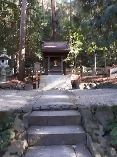 枚岡神社の末社・摂社