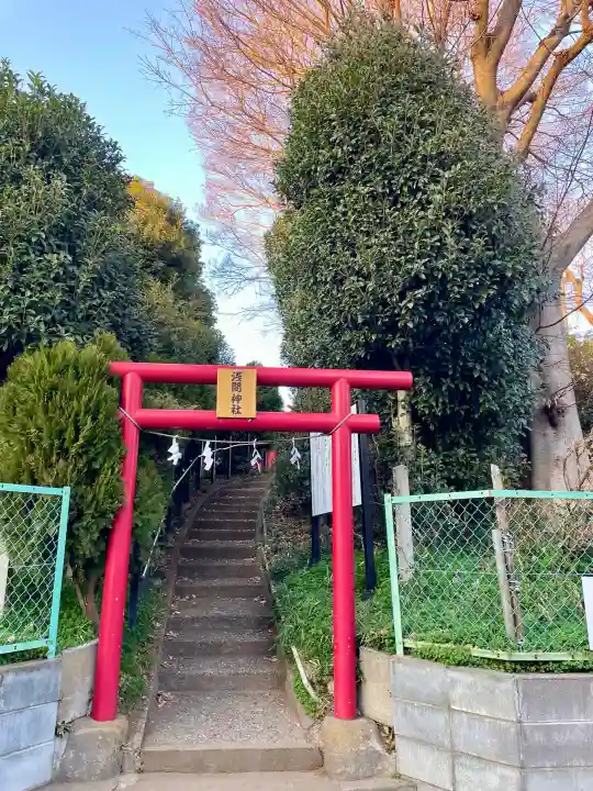 大宮浅間神社の{uncategorized: "未分類", other: "その他", undefined: "問題あり", building: "その他建物", grave: "お墓", sacred_gate: "鳥居", guardian: "狛犬", statue: "像", buddha: "仏像", history: "歴史", nature: "自然", garden: "庭園", animal: "動物", pagoda: "塔", temizu: "手水舎", mountain_gate: "山門・神門", sanctuary: "本殿・本堂", subordinate: "末社・摂社", art: "芸術", scenery: "景色", jizo: "地蔵", ema: "絵馬", goshuin: "御朱印", omikuji: "おみくじ", items: "授与品その他", amulet: "お守り", goshuincho: "御朱印帳", eats: "食事", festival: "お祭り", votive_dance: "神楽", shichigosan: "七五三参", wedding: "結婚式", experience: "体験その他", initially: "初詣", around: "周辺", anti_infection: "感染症対策"}