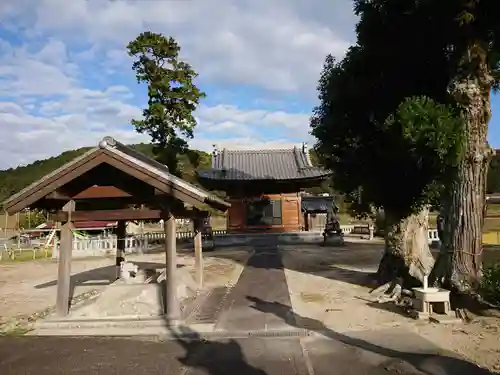 鶫巣神明宮の手水舎