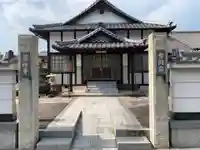薬師寺の本殿・本堂