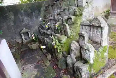 養源院の末社・摂社