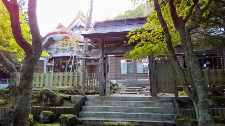 国泰寺の山門・神門