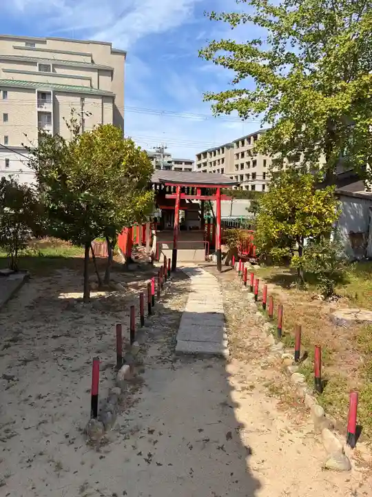 東鳴尾皇太神社の末社・摂社