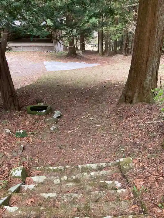 子檀嶺神社中社(長野県)