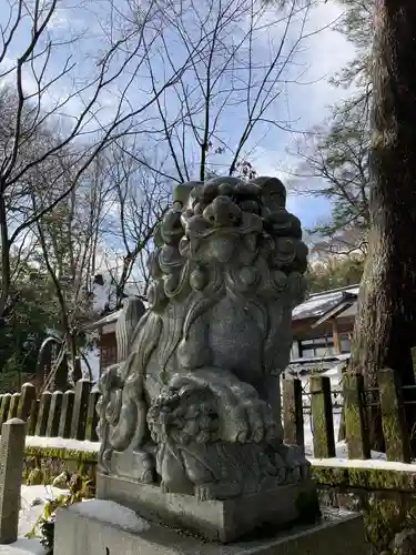 春日山神社の狛犬