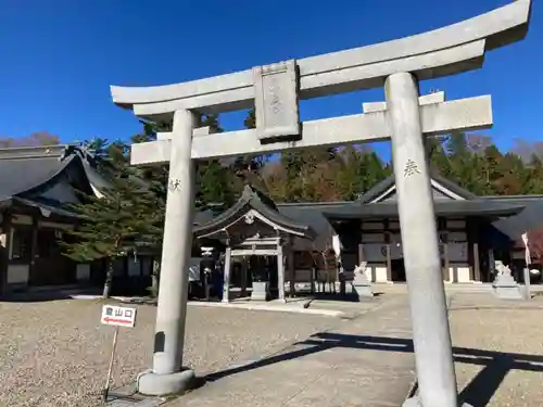 石鎚神社 中宮 成就社の鳥居