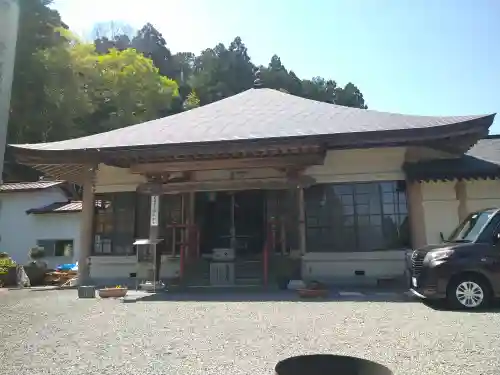 神宮寺の本殿・本堂