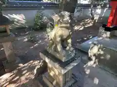 辰市神社の狛犬