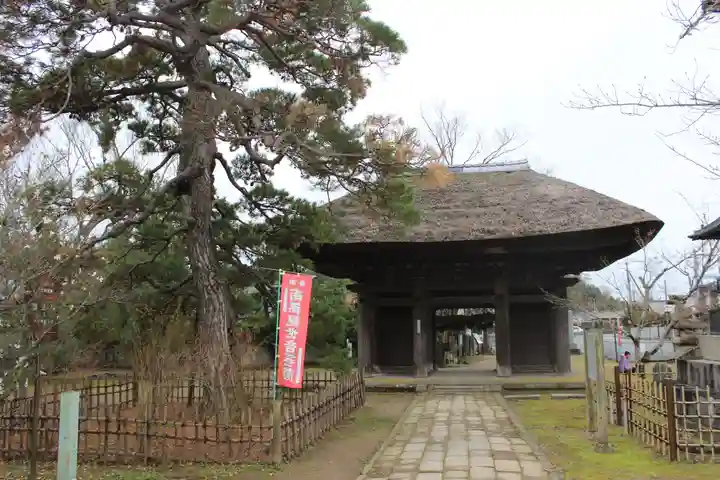 滑河山龍正院の山門・神門