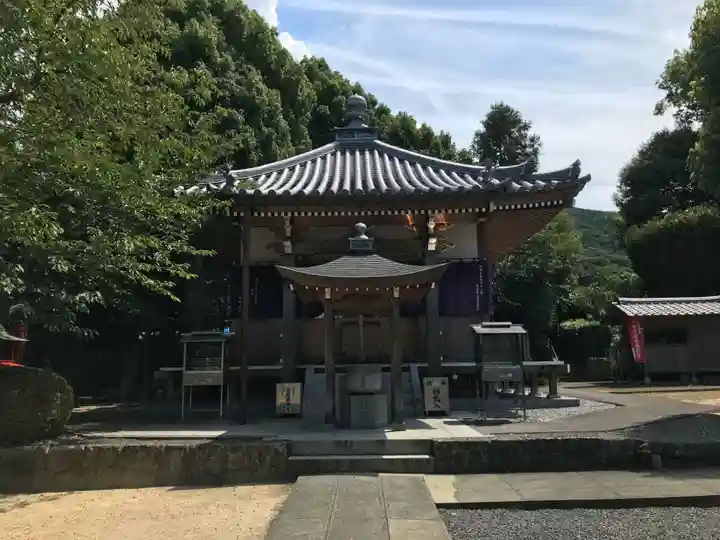 曼荼羅寺の末社・摂社