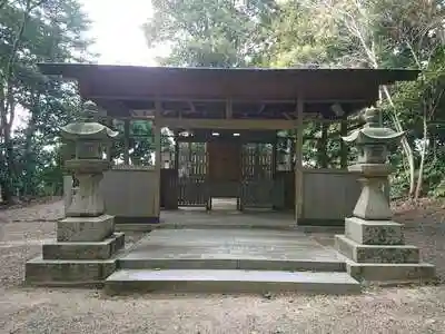 鳥墓神社の本殿