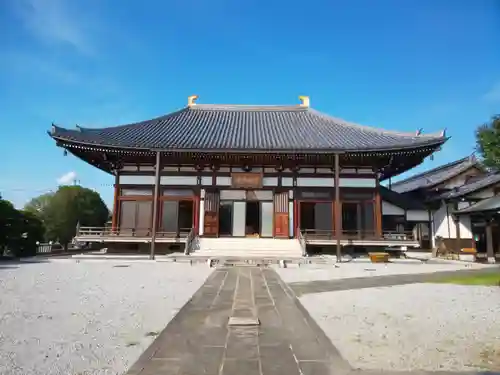 寶持寺の本殿・本堂