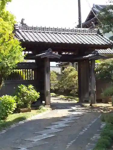 蓮花院の山門