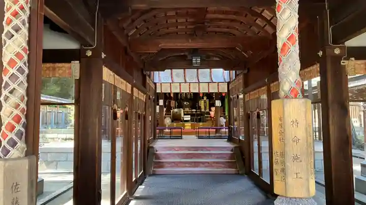 艮神社の本殿・本堂
