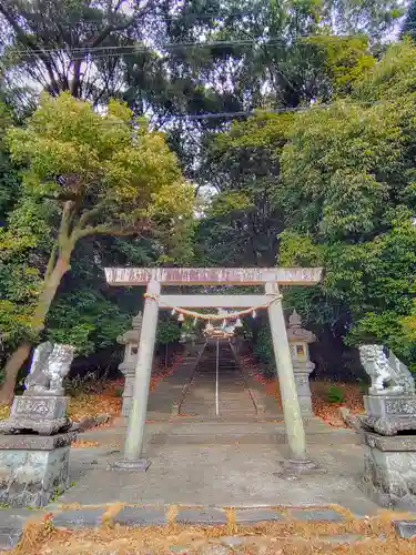 熊野神社（亀首町）の鳥居