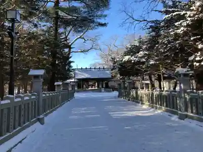 千歳神社の山門・神門