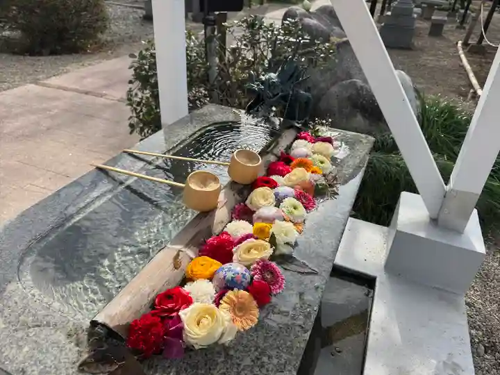 諏訪神社の手水舎