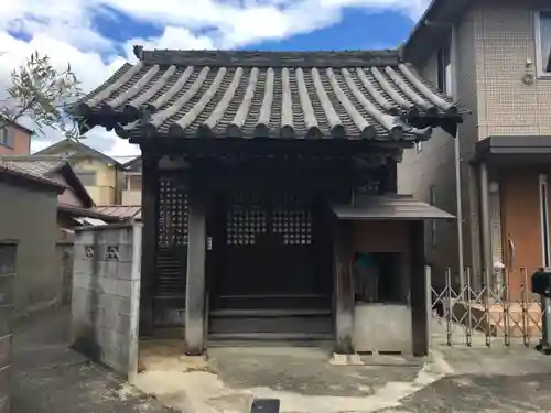 円通寺の本殿