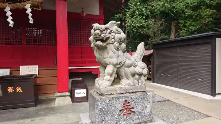 南大沢八幡神社の狛犬