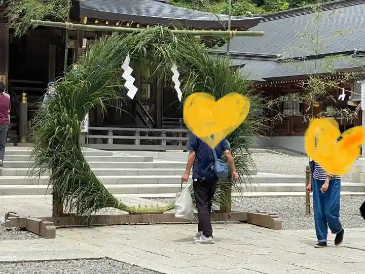 彌彦神社(新潟県)