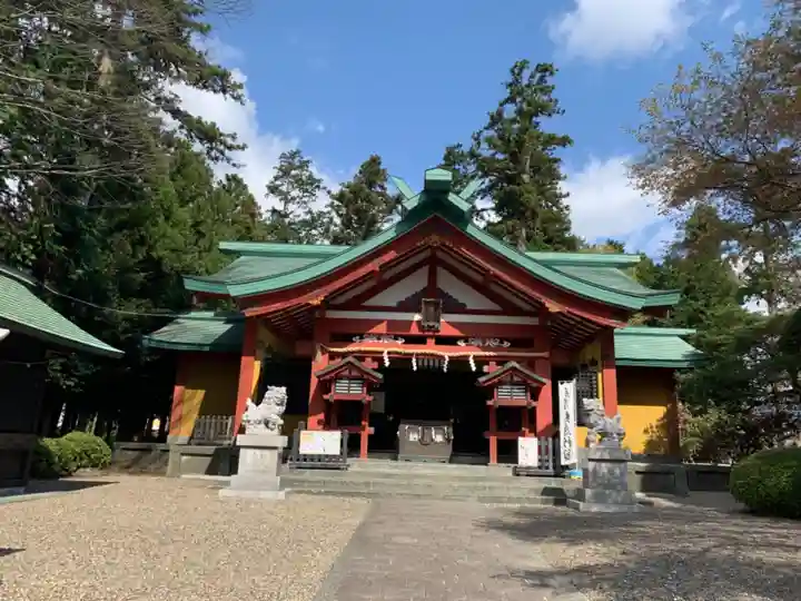 新橋浅間神社の本殿・本堂
