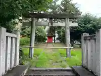 西大寺石落神社本殿の鳥居