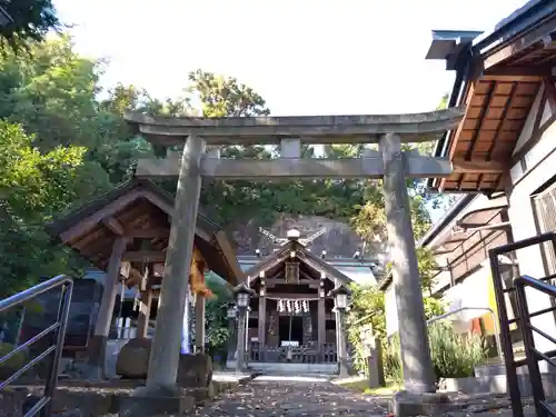 新羽杉山神社の鳥居