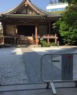 心法寺の本殿・本堂