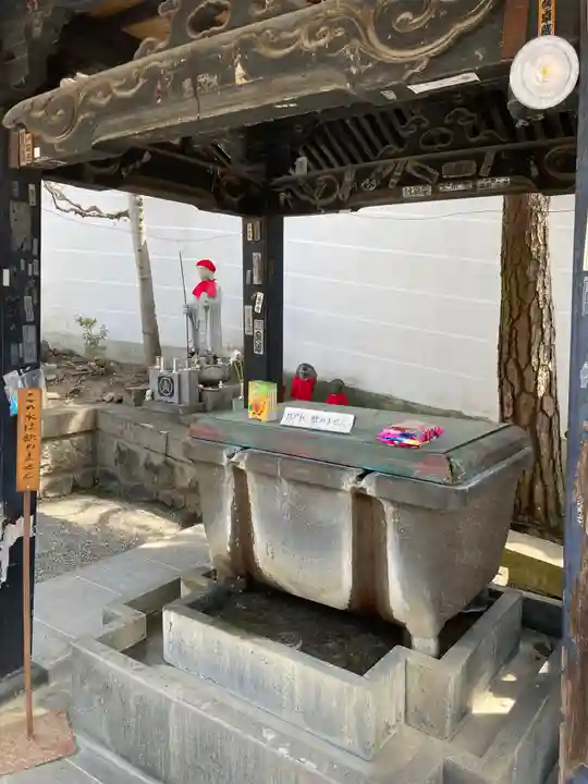 善光寺大本願の手水舎