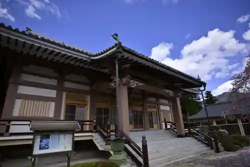 常在寺の本殿