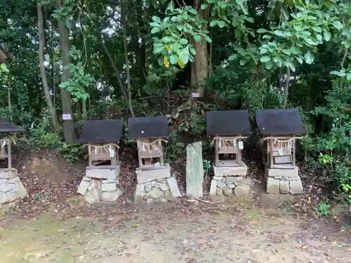 伊豫岡八幡神社の末社