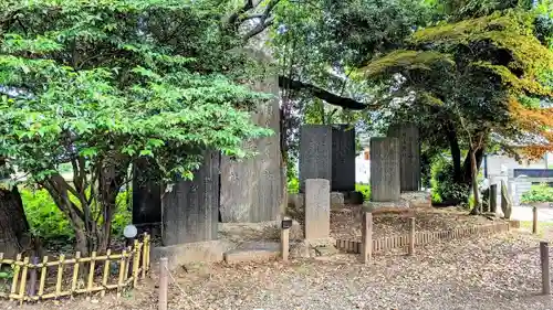 畑子安神社の建物その他