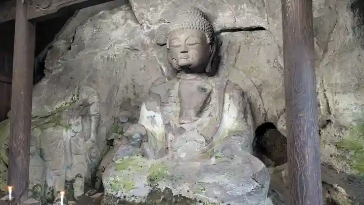 大分元町石仏の仏像