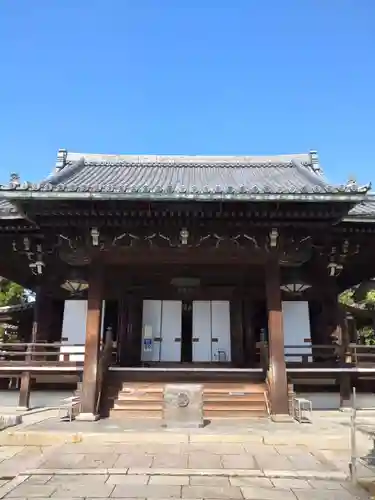 大谷本廟の本殿・本堂