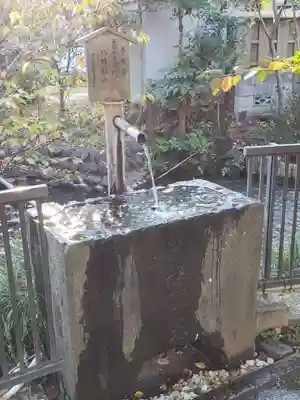 富岡八幡宮の手水舎