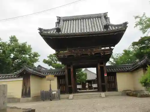 道明寺の山門・神門