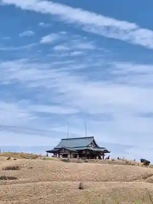 箱根元宮の{uncategorized: "未分類", other: "その他", undefined: "問題あり", building: "その他建物", grave: "お墓", sacred_gate: "鳥居", guardian: "狛犬", statue: "像", buddha: "仏像", history: "歴史", nature: "自然", garden: "庭園", animal: "動物", pagoda: "塔", temizu: "手水舎", mountain_gate: "山門・神門", sanctuary: "本殿・本堂", subordinate: "末社・摂社", art: "芸術", scenery: "景色", jizo: "地蔵", ema: "絵馬", goshuin: "御朱印", omikuji: "おみくじ", items: "授与品その他", amulet: "お守り", goshuincho: "御朱印帳", eats: "食事", festival: "お祭り", votive_dance: "神楽", shichigosan: "七五三参", wedding: "結婚式", experience: "体験その他", initially: "初詣", around: "周辺", anti_infection: "感染症対策"}