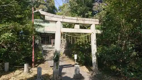 忍　諏訪神社・東照宮　の鳥居