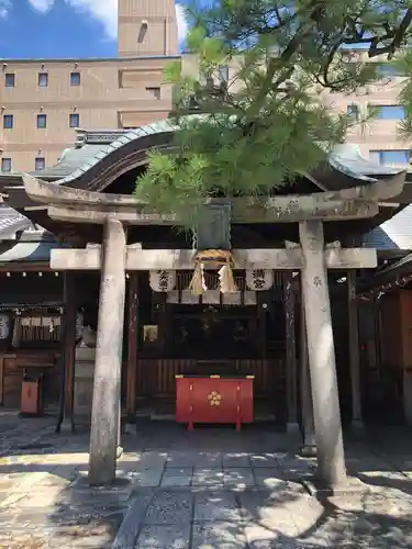 京都ゑびす神社の鳥居