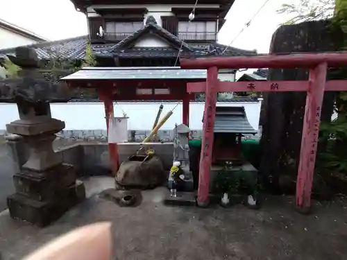 稲荷神社の鳥居