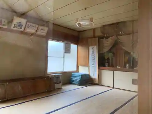 薬師如来堂の本殿・本堂