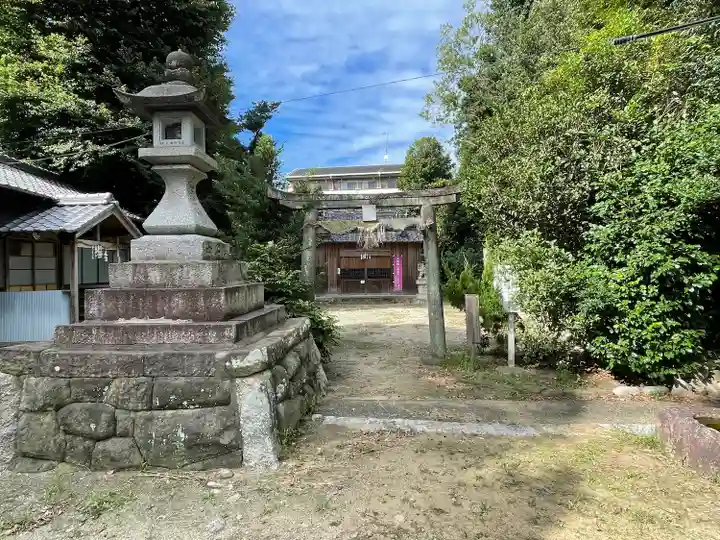 庄村波多神社の鳥居
