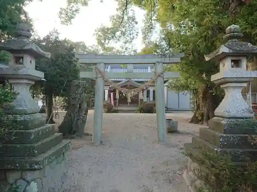 夜夫多神社の鳥居